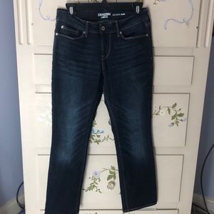 Denizen from Levi’s Modern Slim Jeans